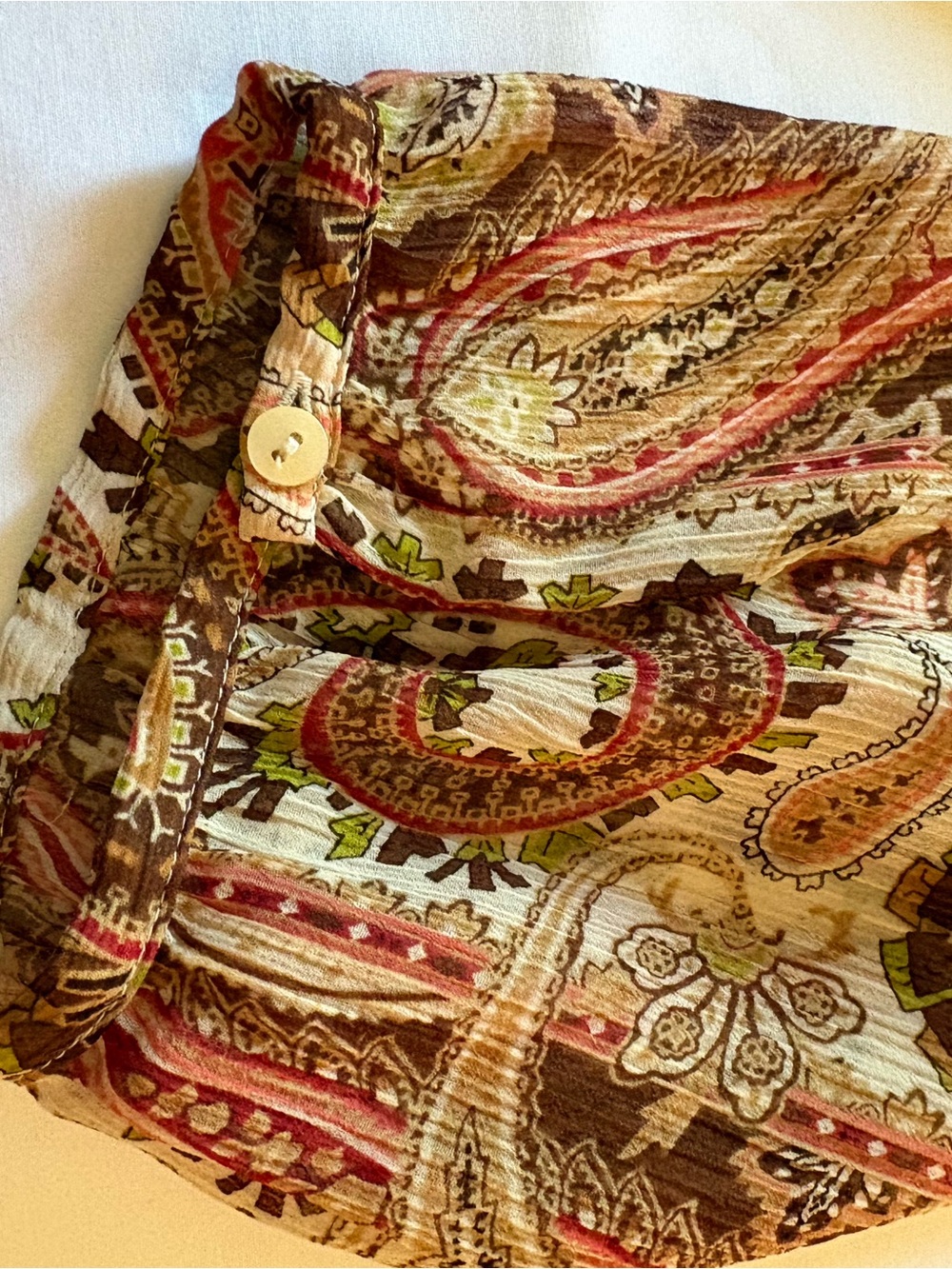 Liz Claiborne Brown Paisley Tunic with Coral and Cream Accents - Picture 10 of 10